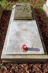 Grób Prometejczyków, Cmentarz South Ealing